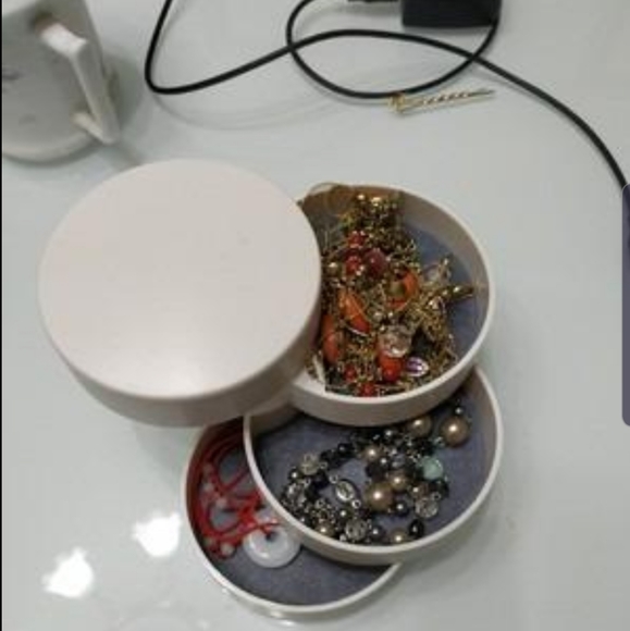 Jewelry organizer box - Picture 3 of 6